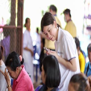 หน่วยทันตกรรมพระราชทาน ลงพื้นที่พร้าว ในโอกาสครบรอบวันมรณภาพหลวงปู่แหวน สุจิณโณ