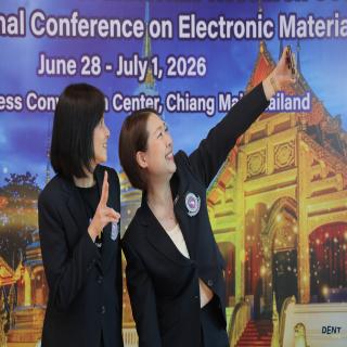 ผู้บริหารทันตะ มช. ร่วมงานประชุมวิชาการ วัสดุศาสตร์ระดับนานาชาติ IUMRS-ICEM2026  เสริมเครือข่ายวิจัยและนวัตกรรมสู่อนาคตทางทันตแพทยศาสตร์