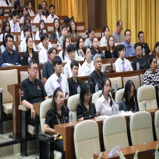 ก้าวแรกสู่วิชาชีพทันตแพทย์! คณะทันตแพทยศาสตร์ มช. จัดกิจกรรมผู้บริหารพบผู้ปกครองและปฐมนิเทศนักศึกษาใหม่ ประจำปีการศึกษา 2569